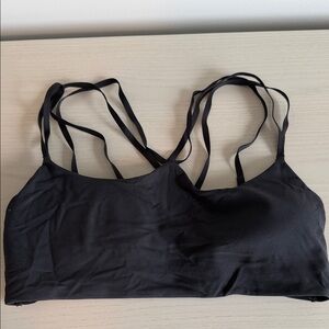 Lululemon Ribbed Nulu Strappy Yoga Bra A/B cup size 10